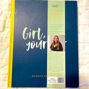 Rachel Hollis start today priority planner